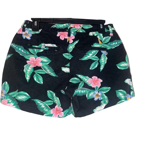 Old Navy Shorts Womens Everyday Short - Tropical Print Floral Shorts- Size 2 - Picture 2 of 4